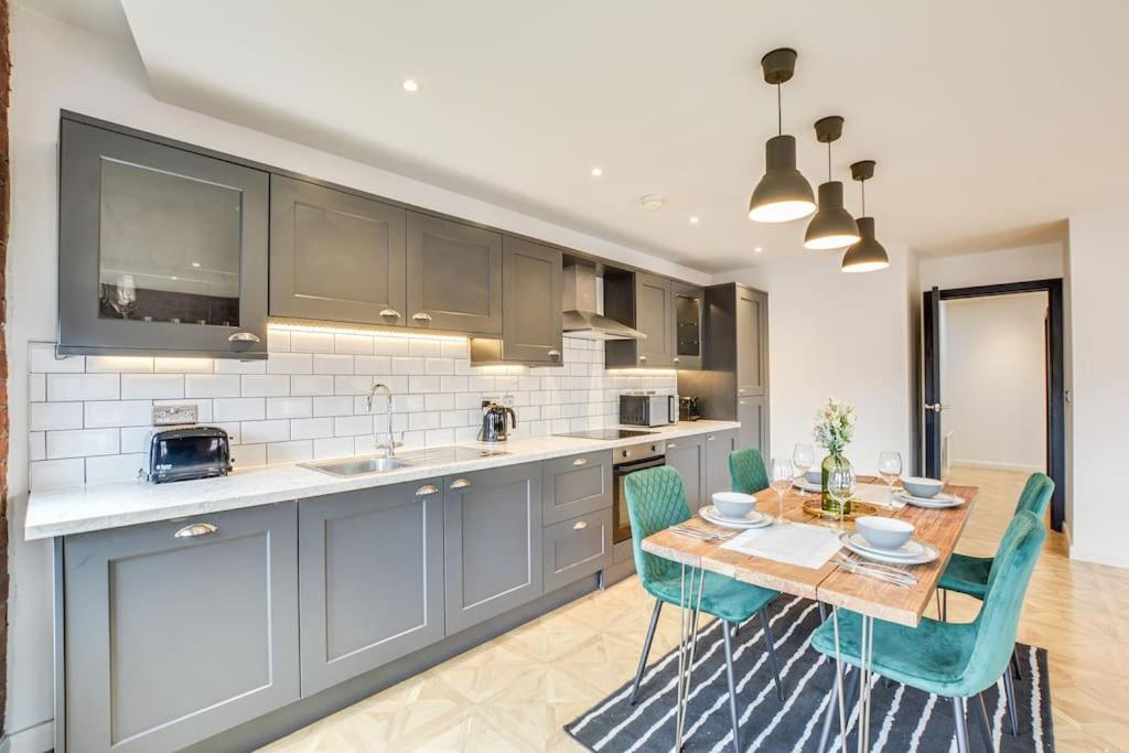 לידס New York Apartments מראה חיצוני תמונה